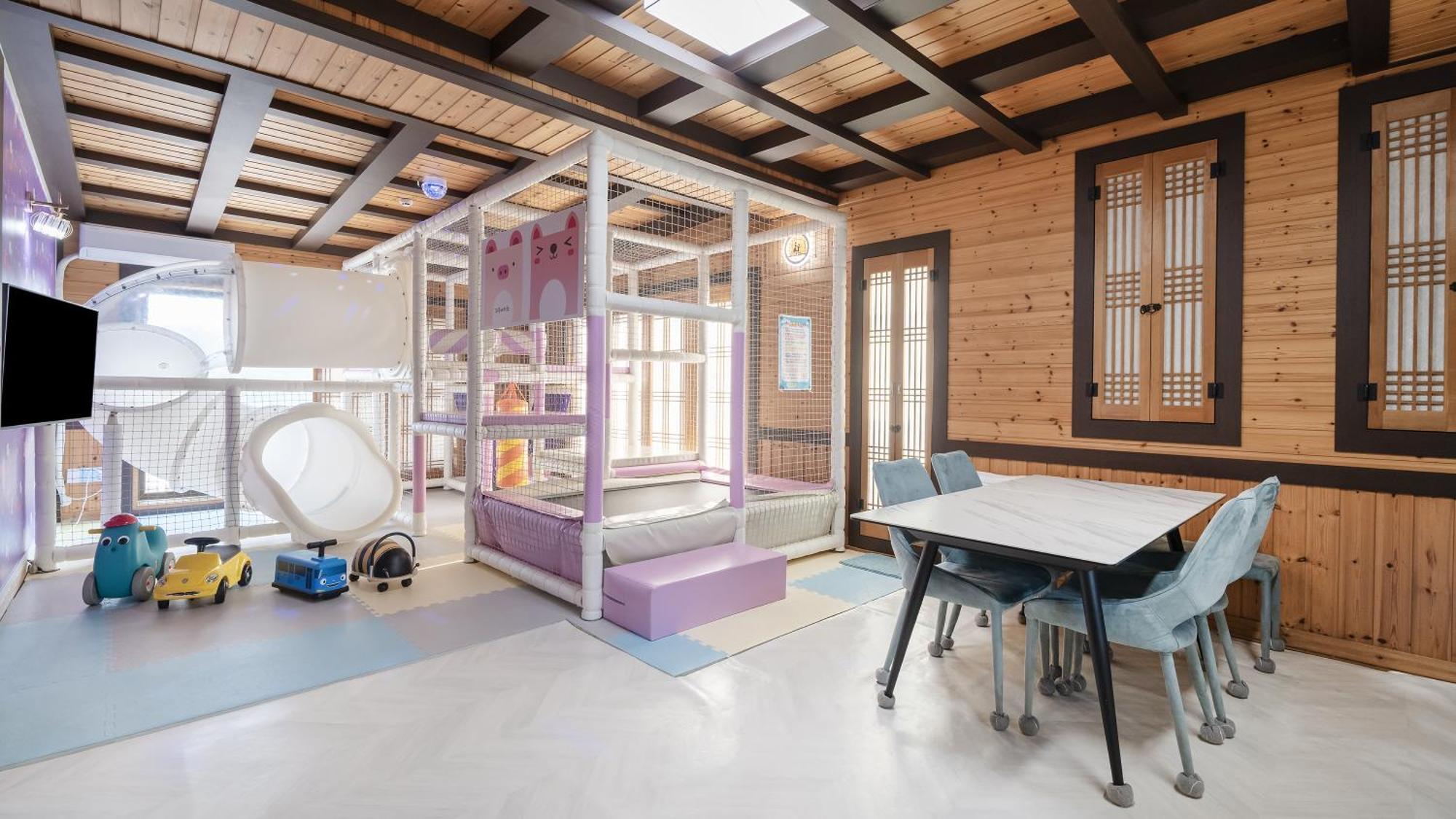 Gyeongju Riu Kids Poolvilla Phòng bức ảnh